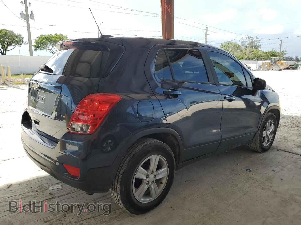 2019 CHEVROLET TRAX - VIN: 3GNCJKSB2KL316405 - Фото 3