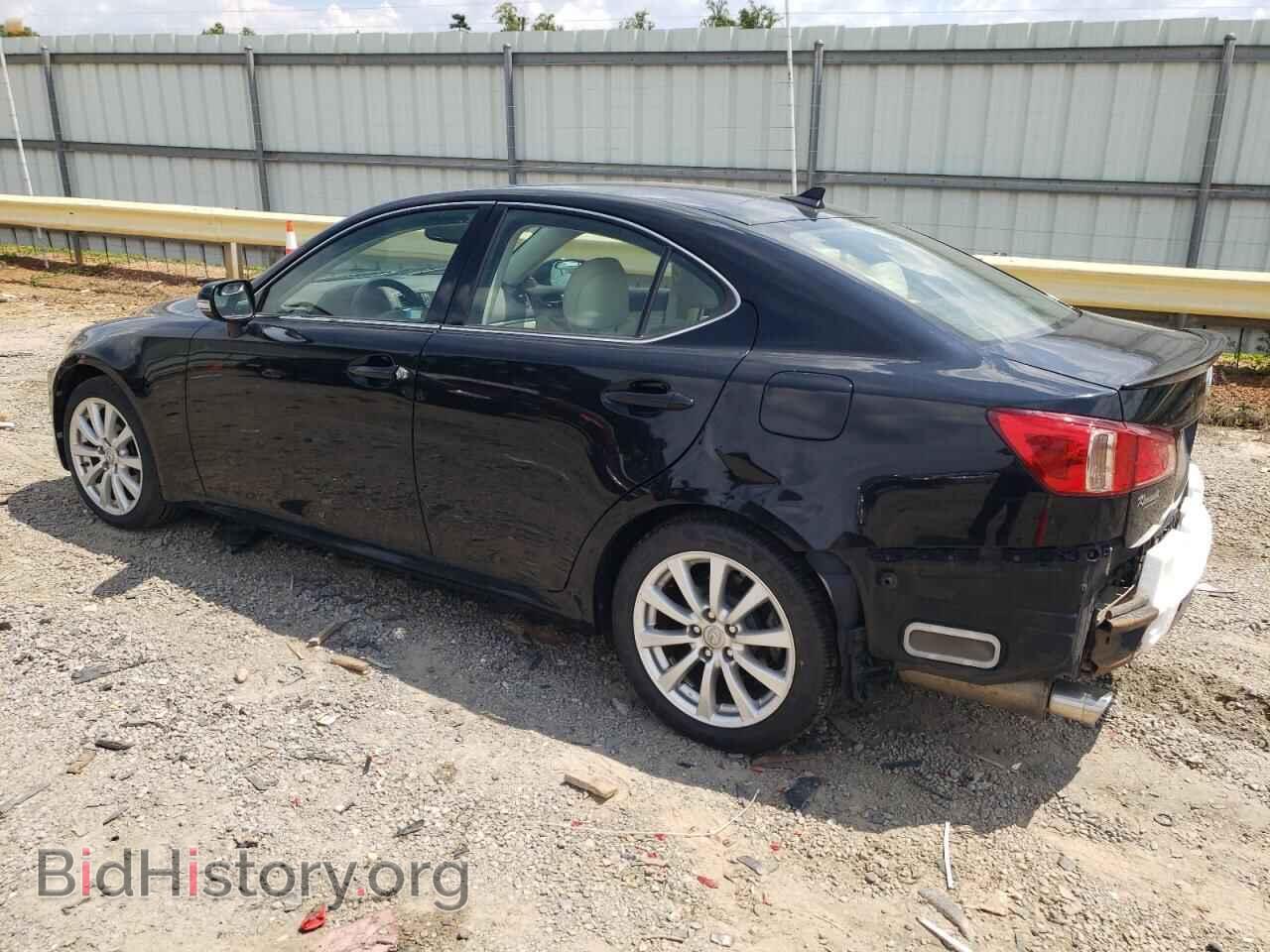 2011 LEXUS IS - VIN: JTHBF5C26B5133576 - Photo 2