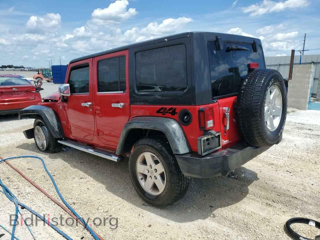 2011 JEEP WRANGLER - VIN: 1J4BA3H17BL511172 - Фото 2