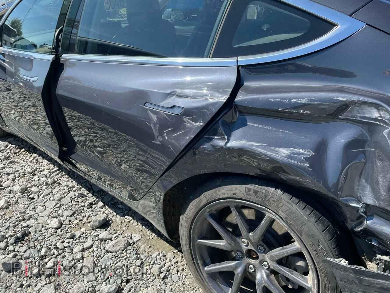 2018 TESLA MODEL 3 - VIN: 5YJ3E1EAXJF101569 - Photo 6