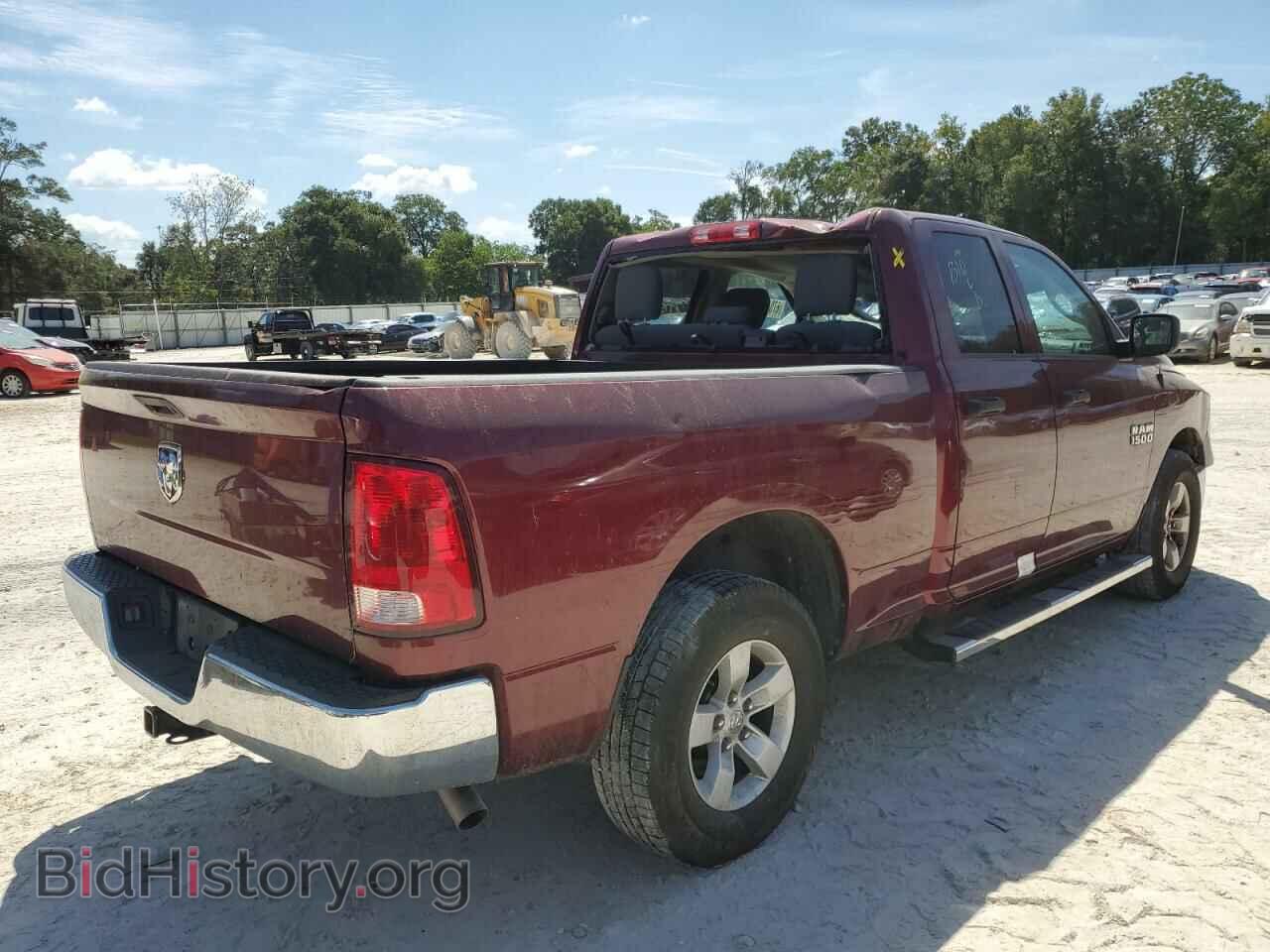 2018 RAM 1500 - VIN: 1C6RR6FG6JS132102 - Фото 3