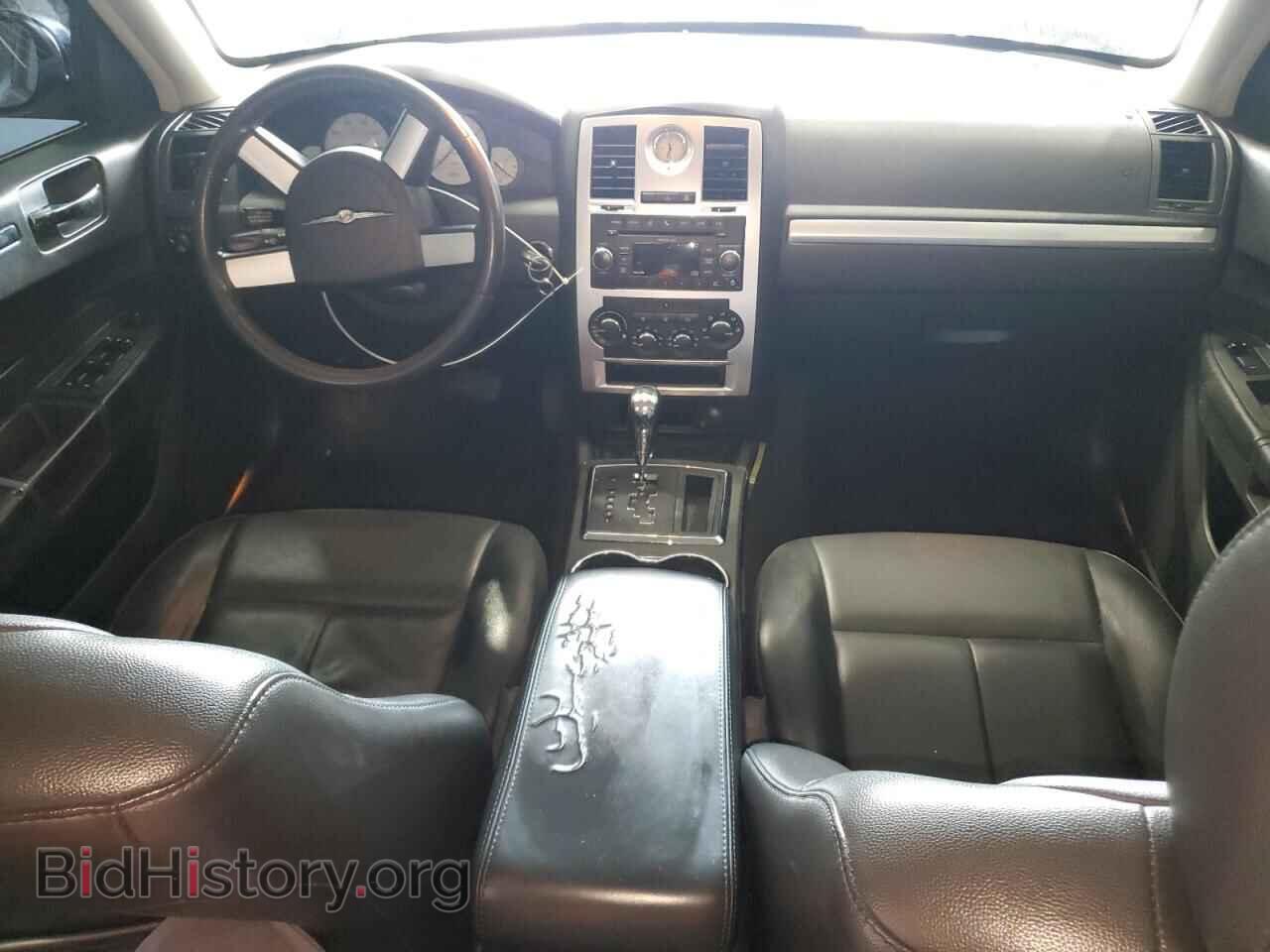 2010 CHRYSLER 300 - VIN: 2C3CA5CV7AH276207 - Фото 8