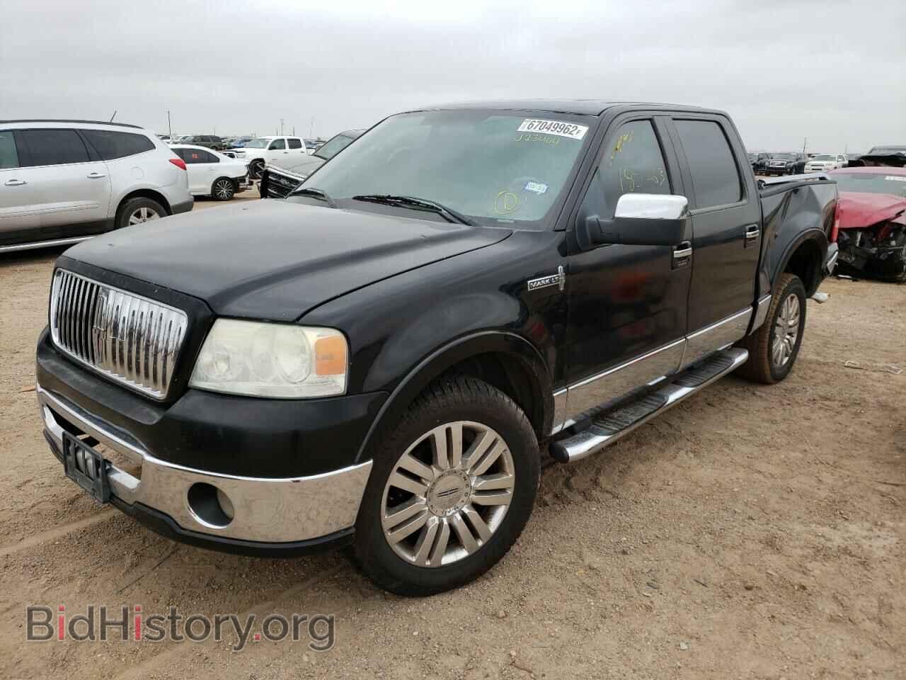 2006 LINCOLN MARK LT - VIN: 5LTPW16506FJ23404 - Фото 2