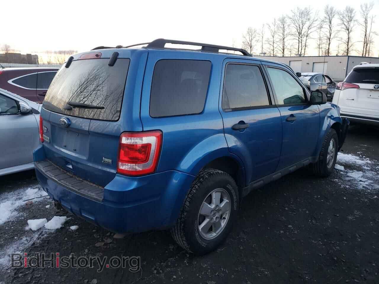 2011 FORD ESCAPE - VIN: 1FMCU9DG7BKB72817 - Фото 3