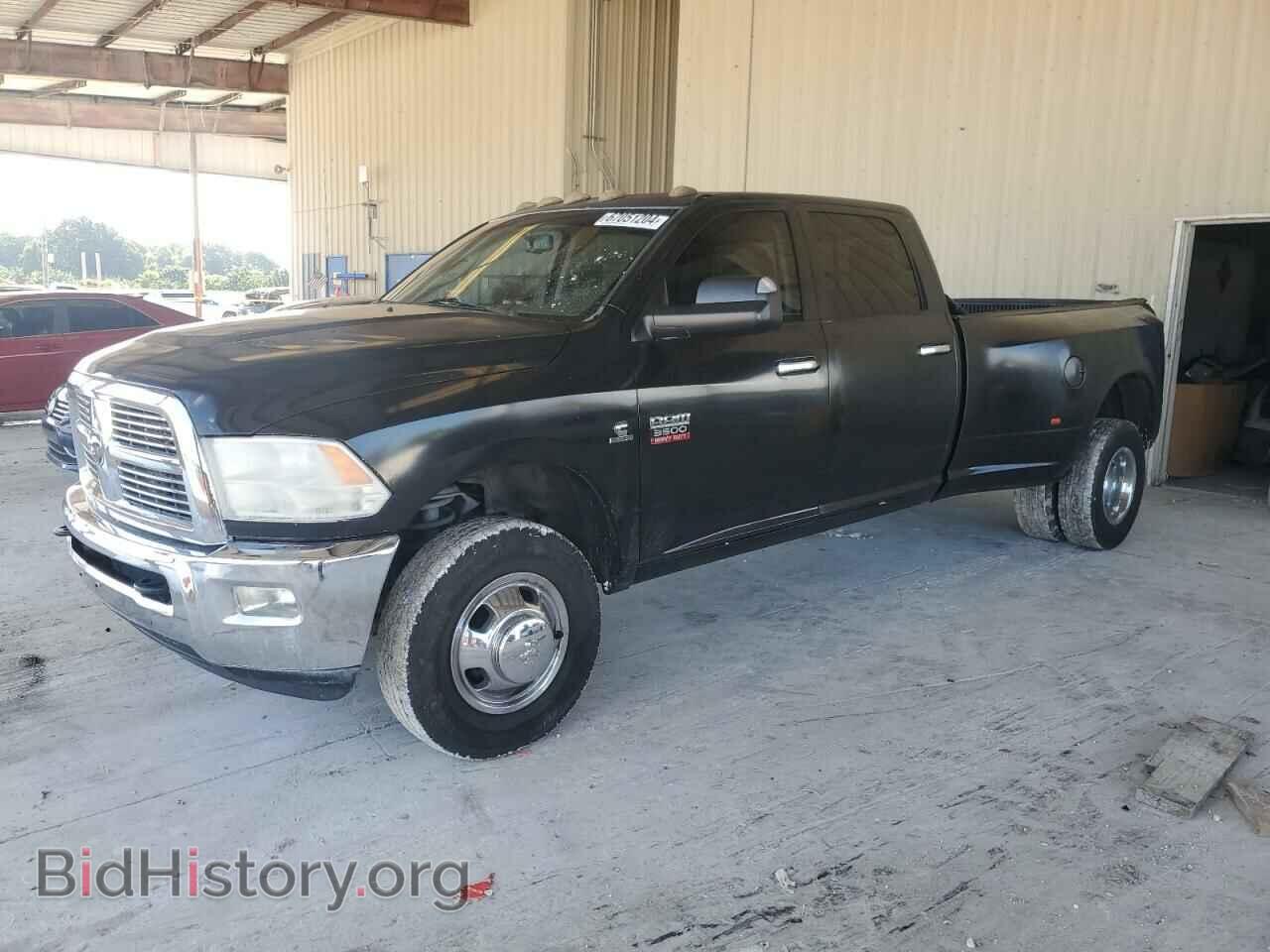 Photo 3D73Y4CL9BG508779 - DODGE All Models 2011