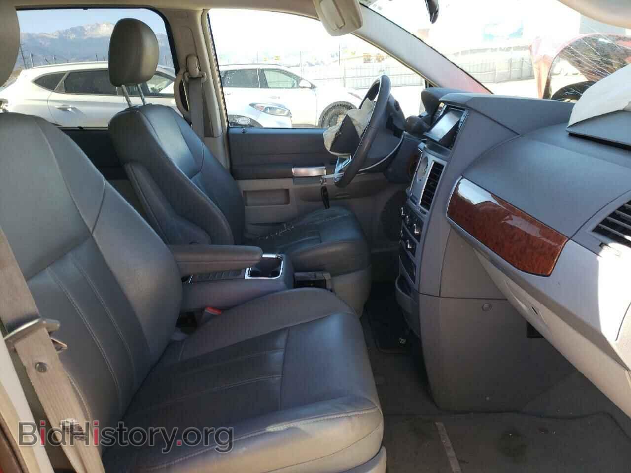 2008 CHRYSLER MINIVAN - VIN: 2A8HR54P88R730472 - Фото 5