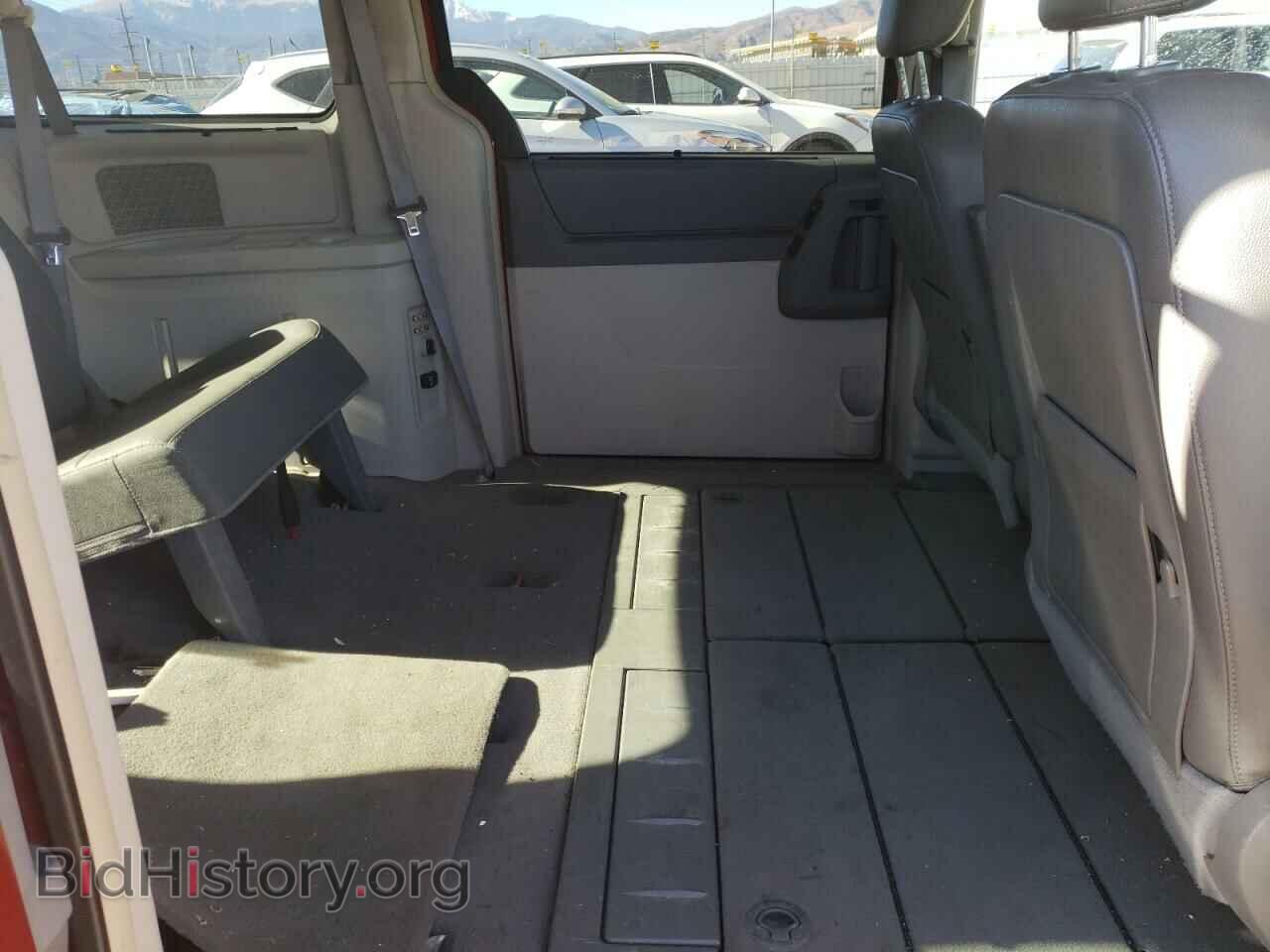 2008 CHRYSLER MINIVAN - VIN: 2A8HR54P88R730472 - Фото 6