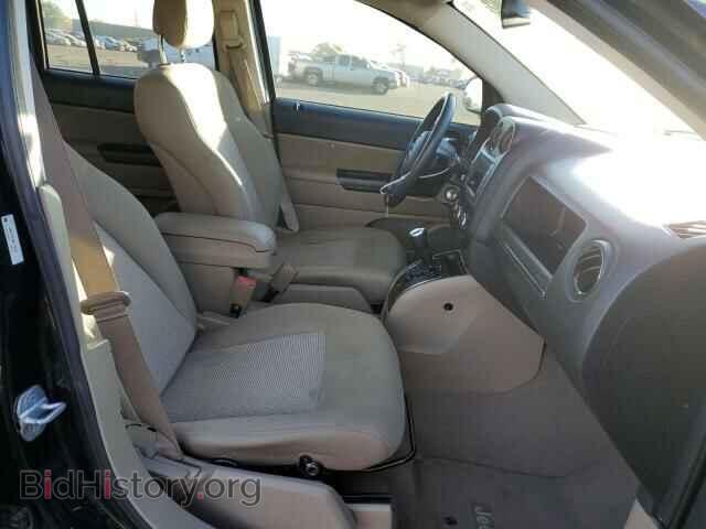 2011 JEEP COMPASS - VIN: 1J4NT1FA3BD176792 - Photo 5