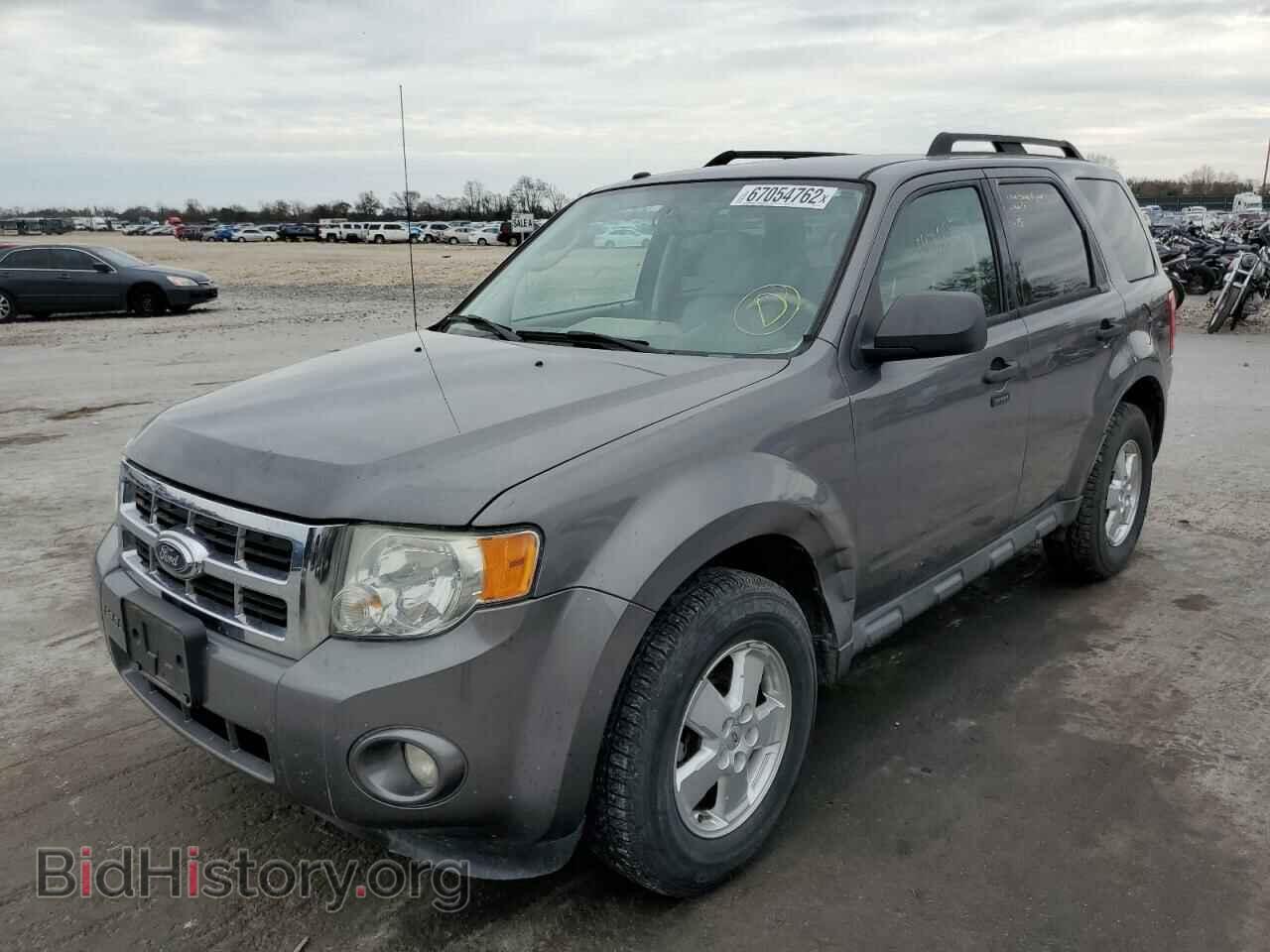 2011 FORD ESCAPE - VIN: 1FMCU9DG8BKA16351 - Фото 2