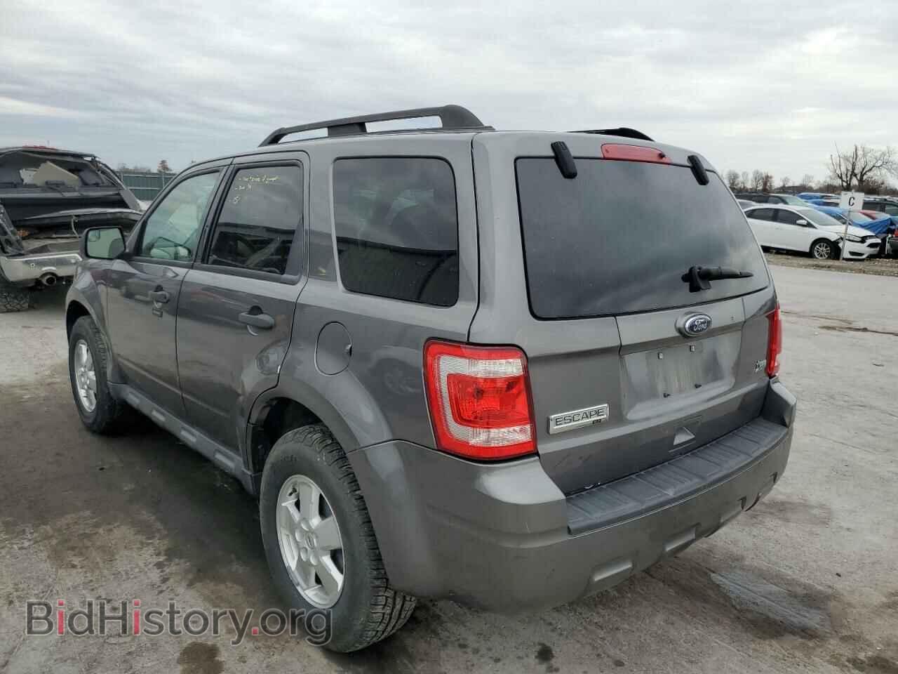2011 FORD ESCAPE - VIN: 1FMCU9DG8BKA16351 - Фото 3