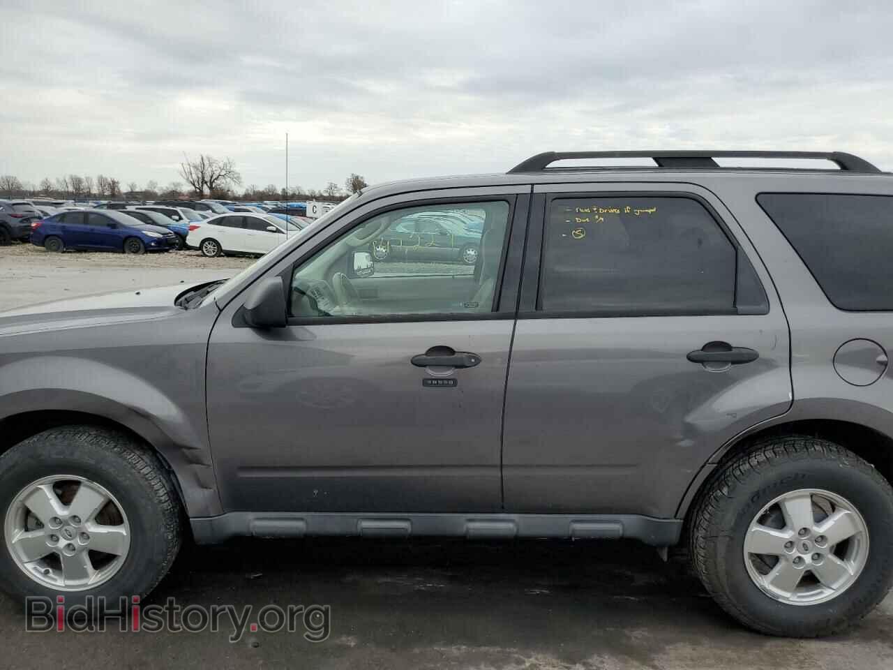 2011 FORD ESCAPE - VIN: 1FMCU9DG8BKA16351 - Фото 9