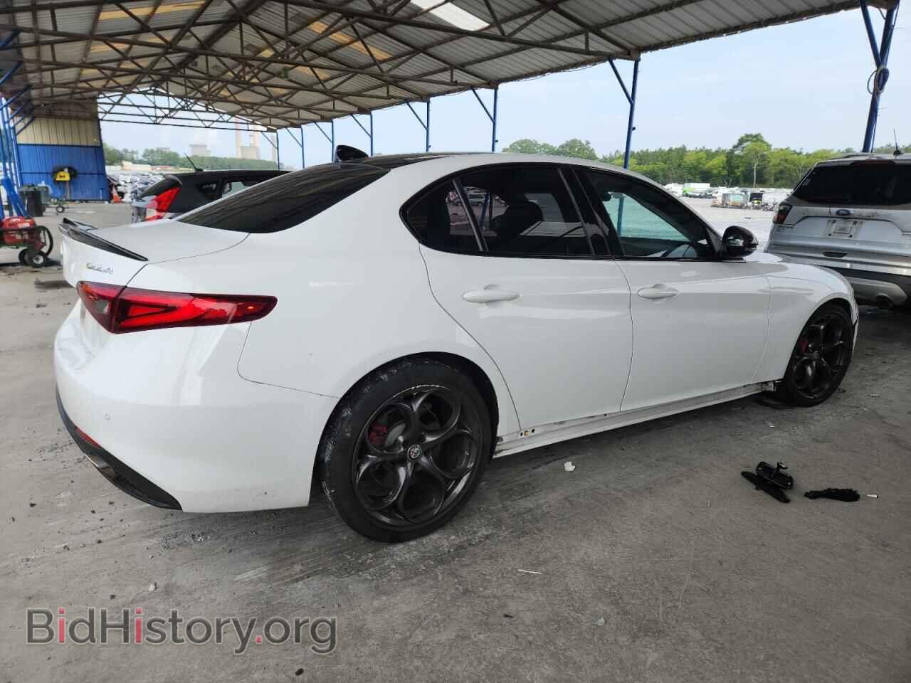 2017 ALFA ROMEO GIULIA - VIN: ZARFAECN0H7551274 - Фото 3