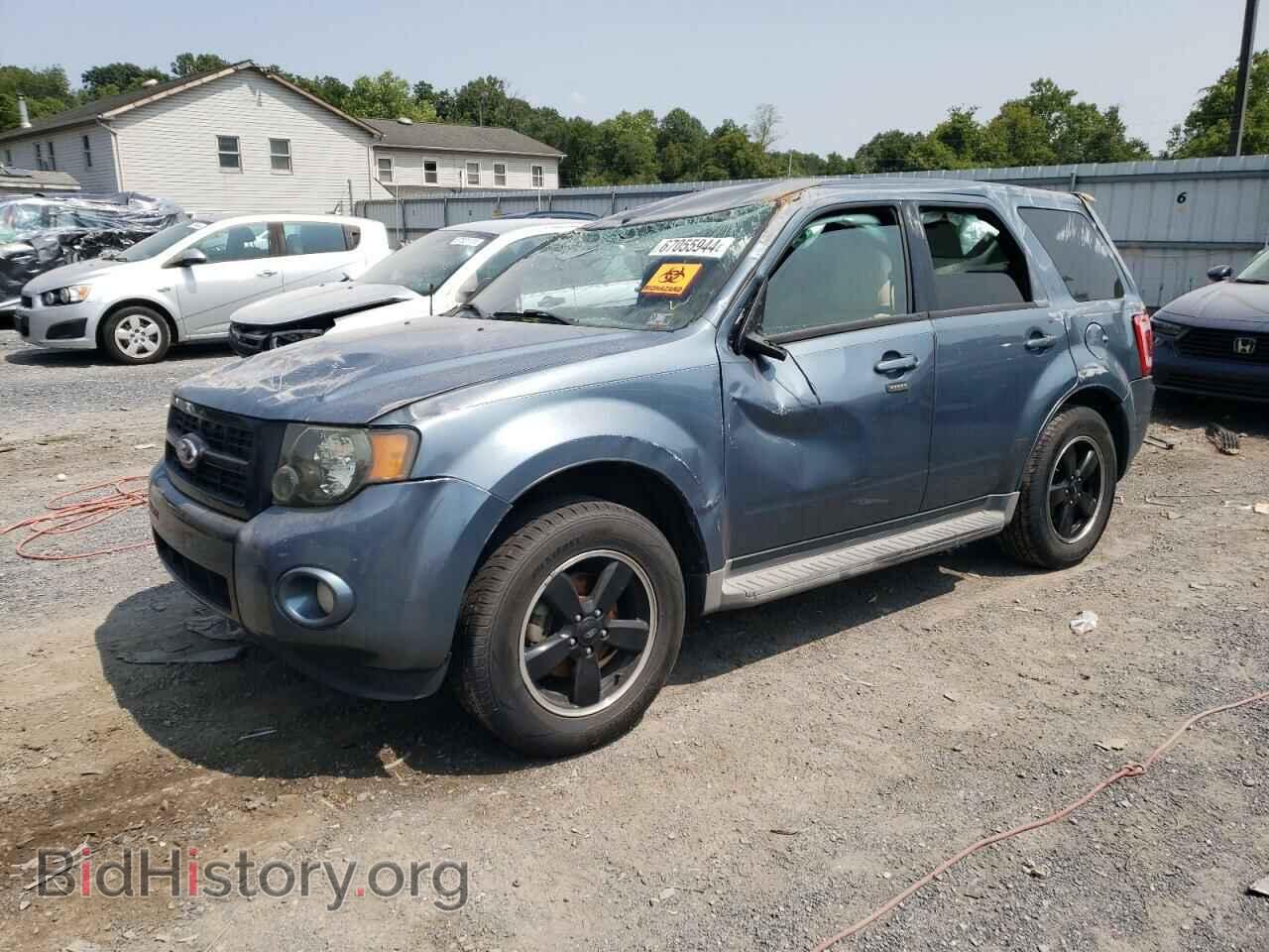 Фотография 1FMCU0DG2BKA86018 - FORD ESCAPE 2011