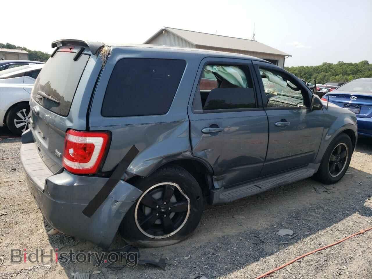 2011 FORD ESCAPE - VIN: 1FMCU0DG2BKA86018 - Фото 3