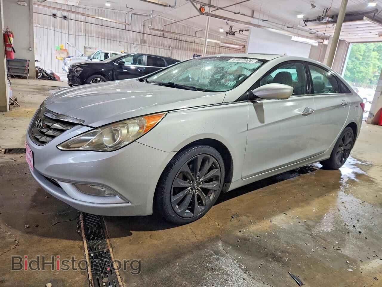Photo 5NPEC4AC0BH117371 - HYUNDAI SONATA 2011