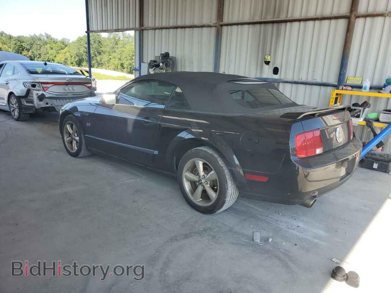 2007 FORD MUSTANG - VIN: 1ZVHT85H975219055 - Фото 2