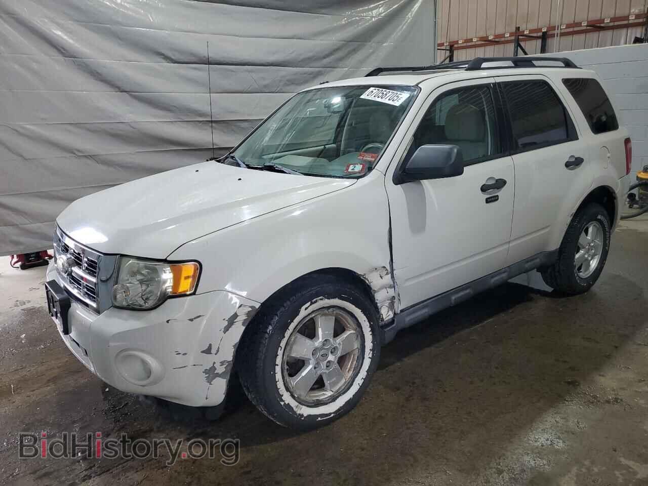 Photo 1FMCU9D72AKD36585 - FORD ESCAPE 2010
