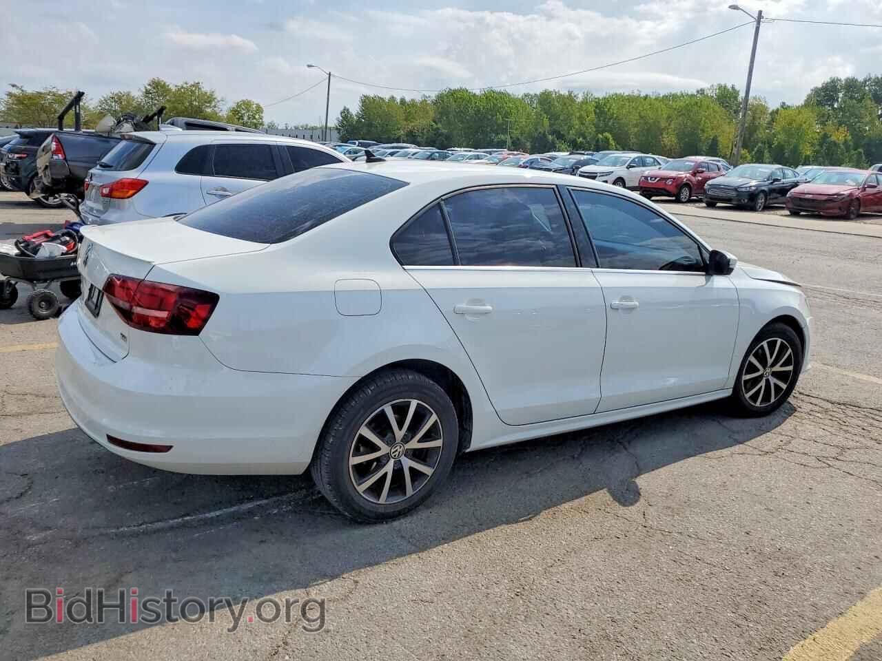 2017 VOLKSWAGEN JETTA - VIN: 3VWDB7AJ0HM266524 - Фото 3