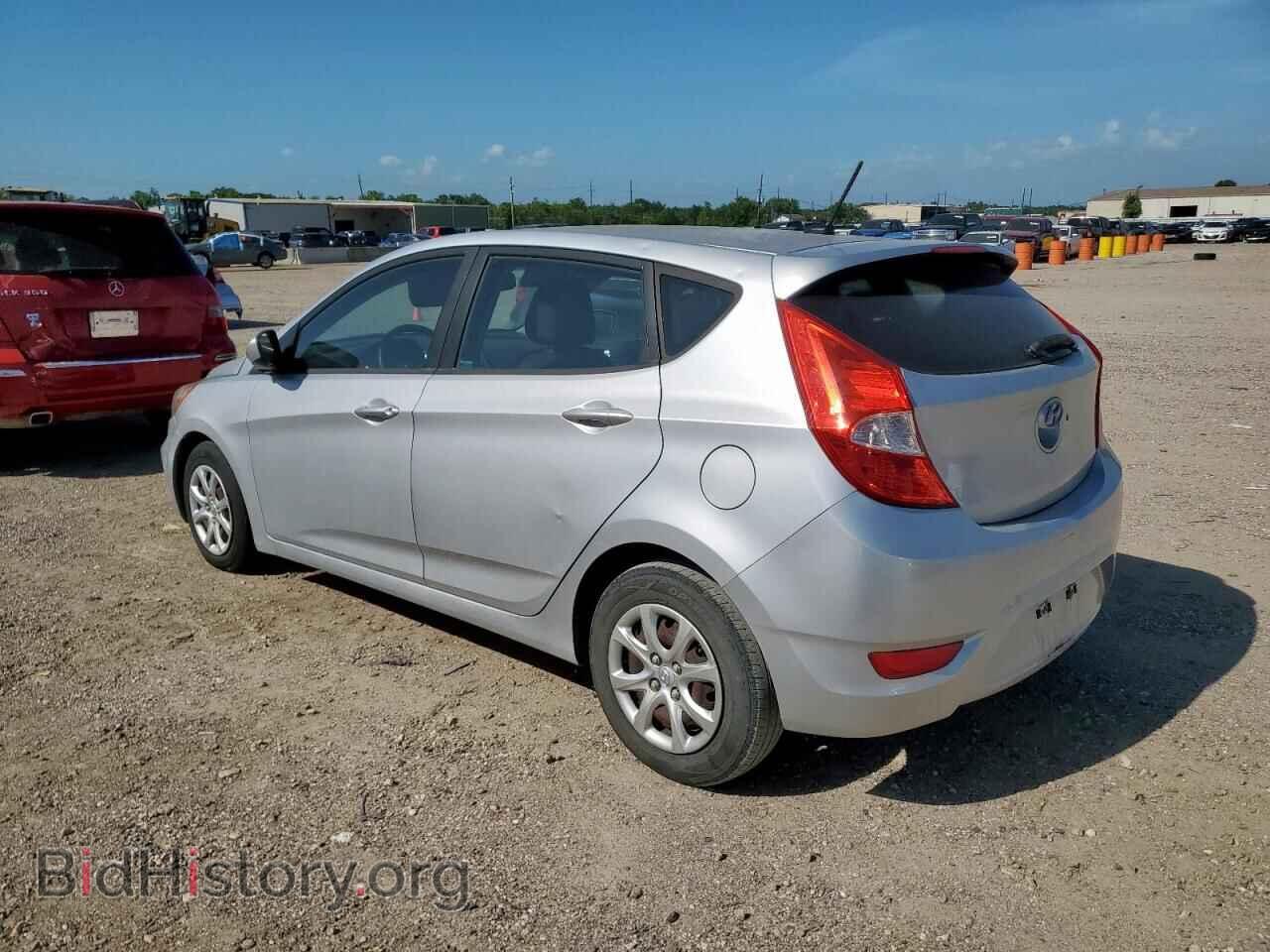 2013 HYUNDAI ACCENT - VIN: KMHCT5AE9DU066598 - Фото 2
