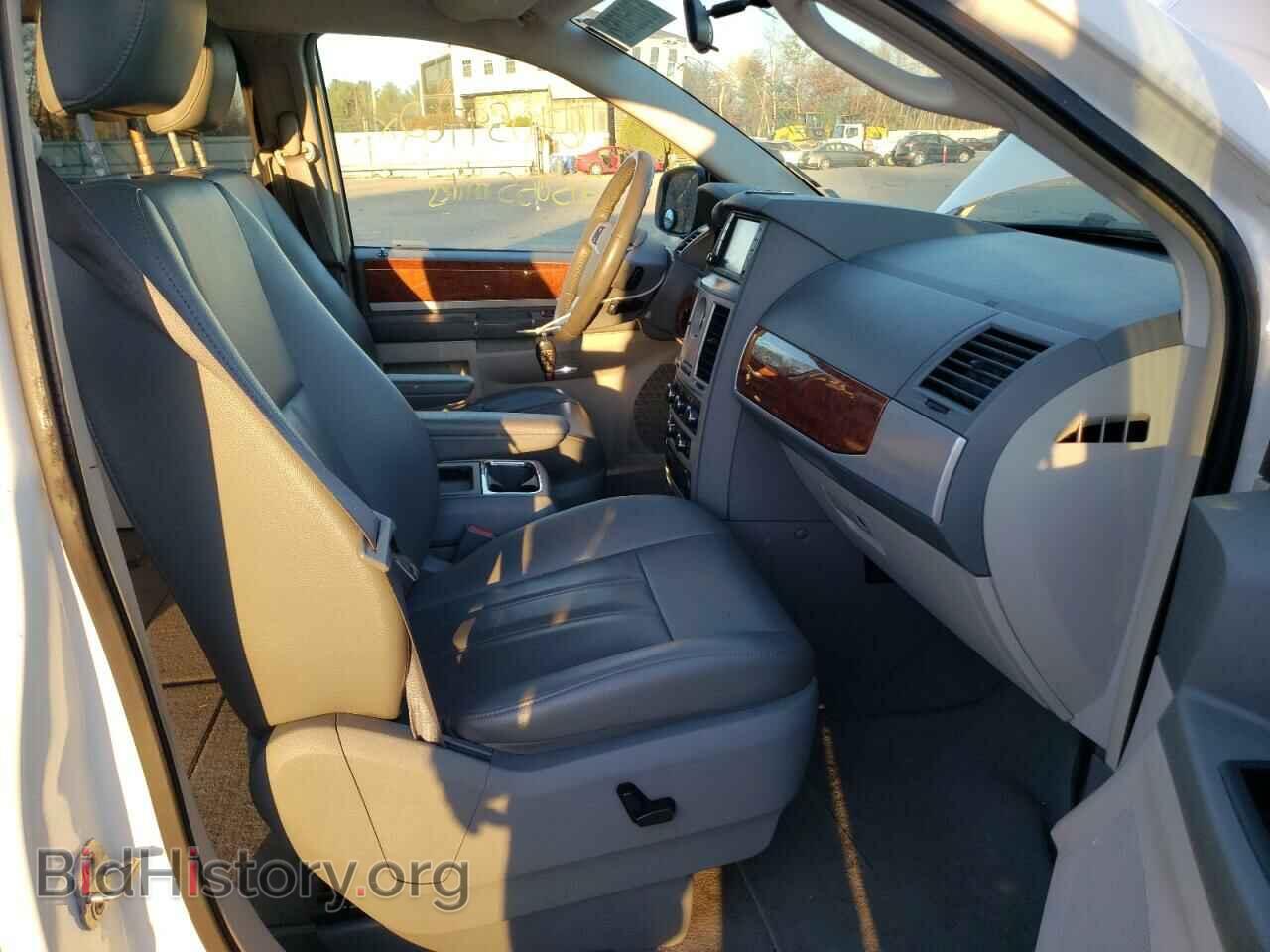 2009 CHRYSLER MINIVAN - VIN: 2A8HR54149R550435 - Фото 5