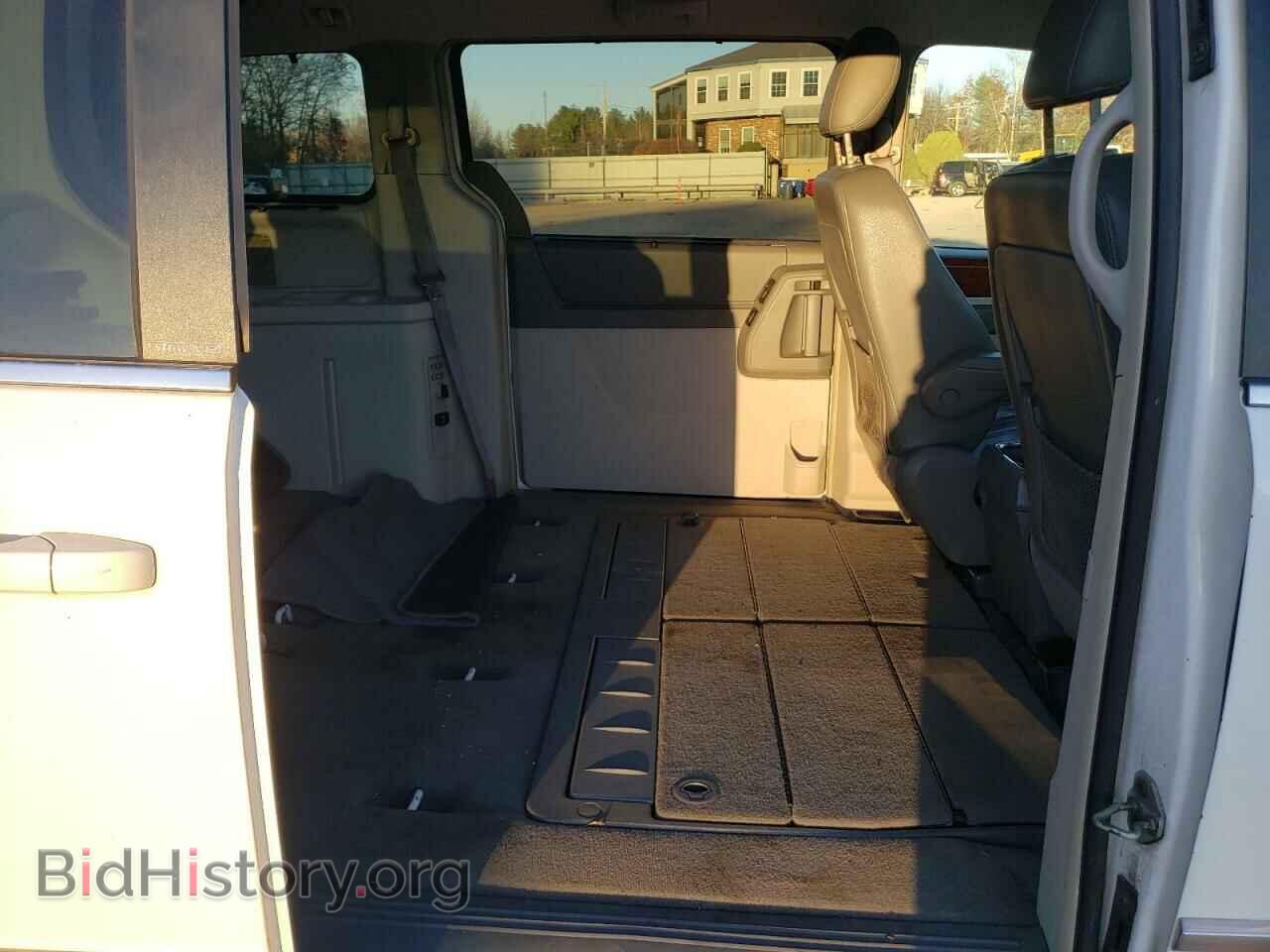 2009 CHRYSLER MINIVAN - VIN: 2A8HR54149R550435 - Фото 6