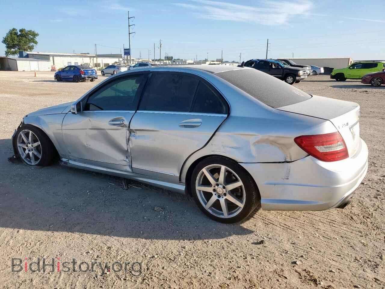 2014 MERCEDES-BENZ C-CLASS - VIN: WDDGF4HBXEA961237 - Фото 2