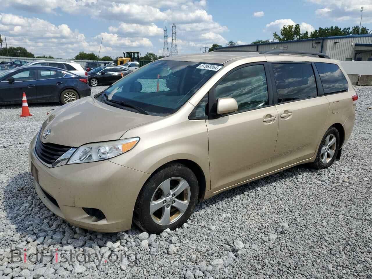 Фотография 5TDKK3DC2CS233050 - TOYOTA All Models 2012