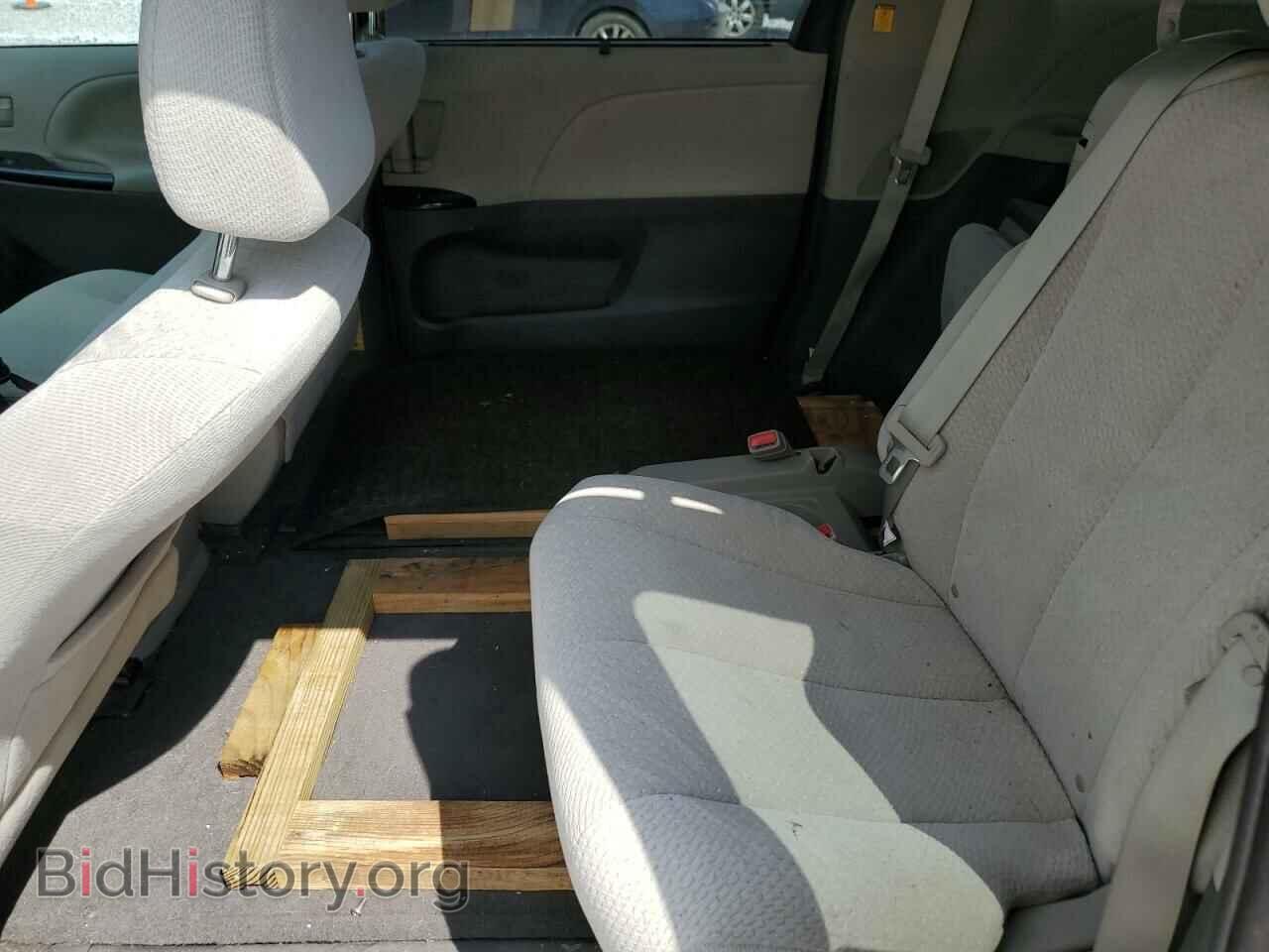 2012 TOYOTA All Models - VIN: 5TDKK3DC2CS233050 - Фото 11