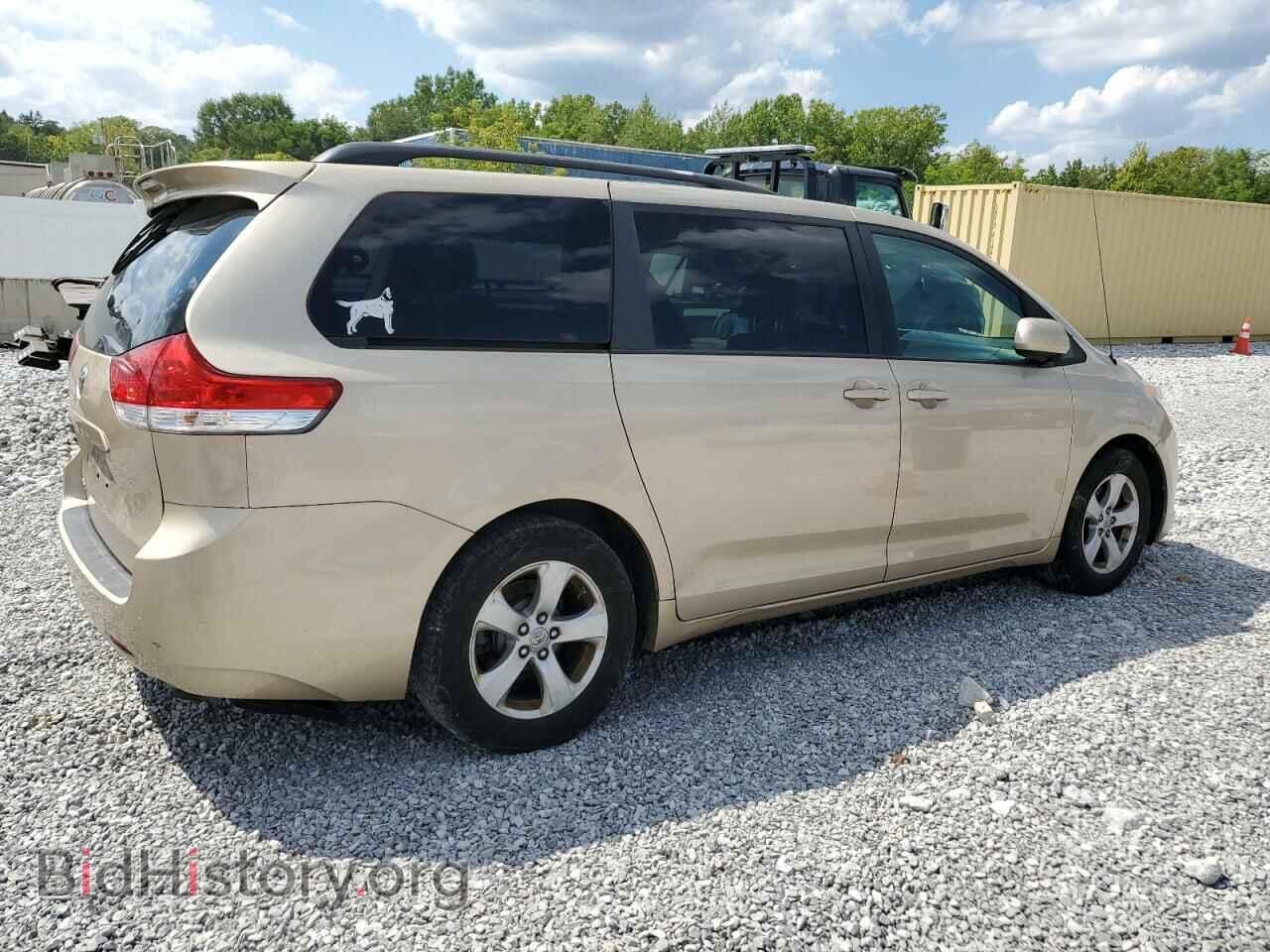 2012 TOYOTA All Models - VIN: 5TDKK3DC2CS233050 - Фото 3