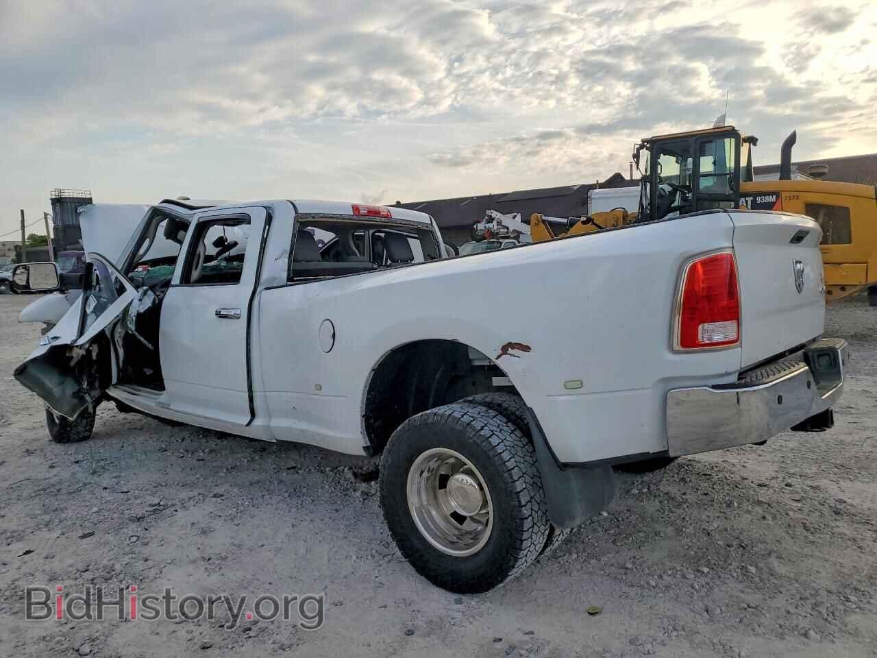 2016 RAM 3500 - VIN: 3C63RRGL8GG190621 - Photo 2