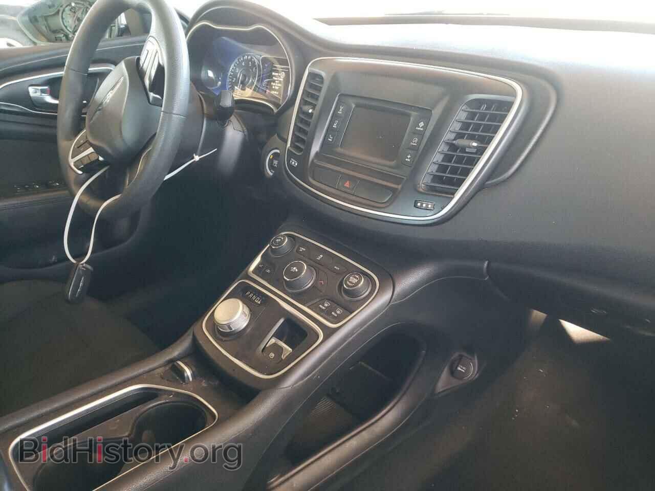 2015 CHRYSLER 200 - VIN: 1C3CCCAB1FN615341 - Фото 9