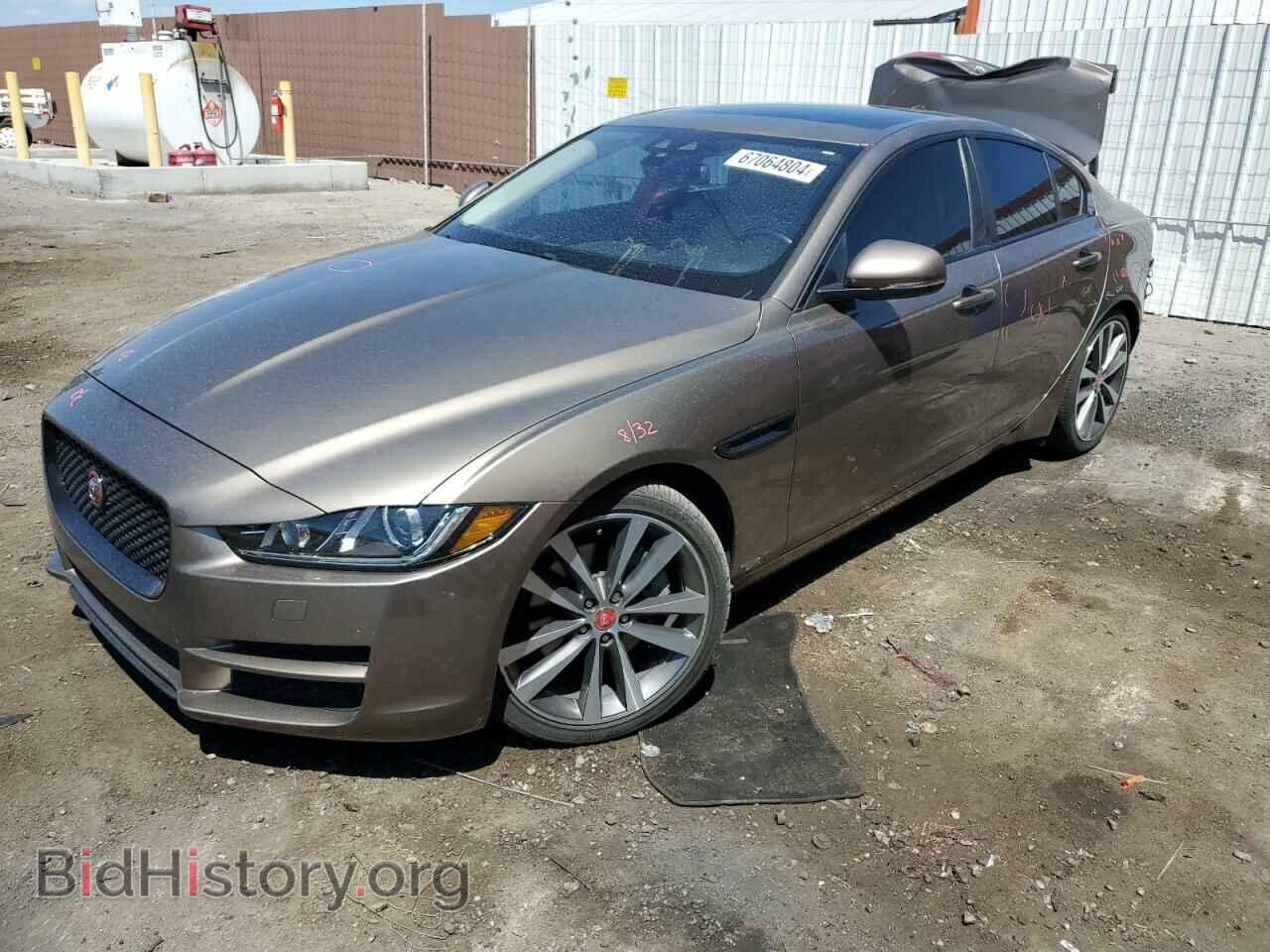 Photo SAJAE4BG2HA963089 - JAGUAR XE 2017
