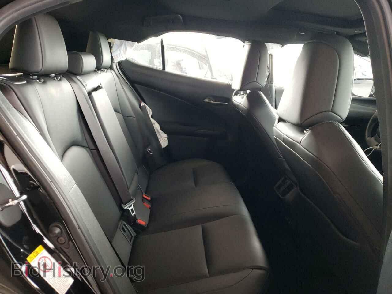 2019 LEXUS UX 200 - VIN: JTHY3JBH2K2018363 - Фото 6