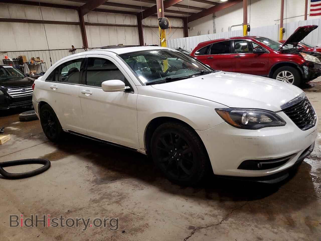 2013 CHRYSLER 200 - VIN: 1C3CCBCG9DN738031 - Photo 4