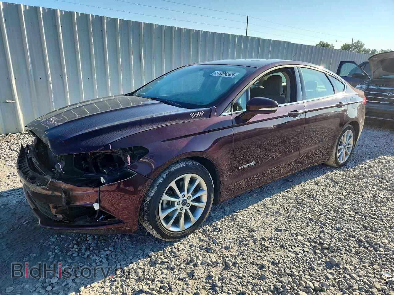 Photo 3FA6P0LU0HR128972 - FORD FUSION 2017