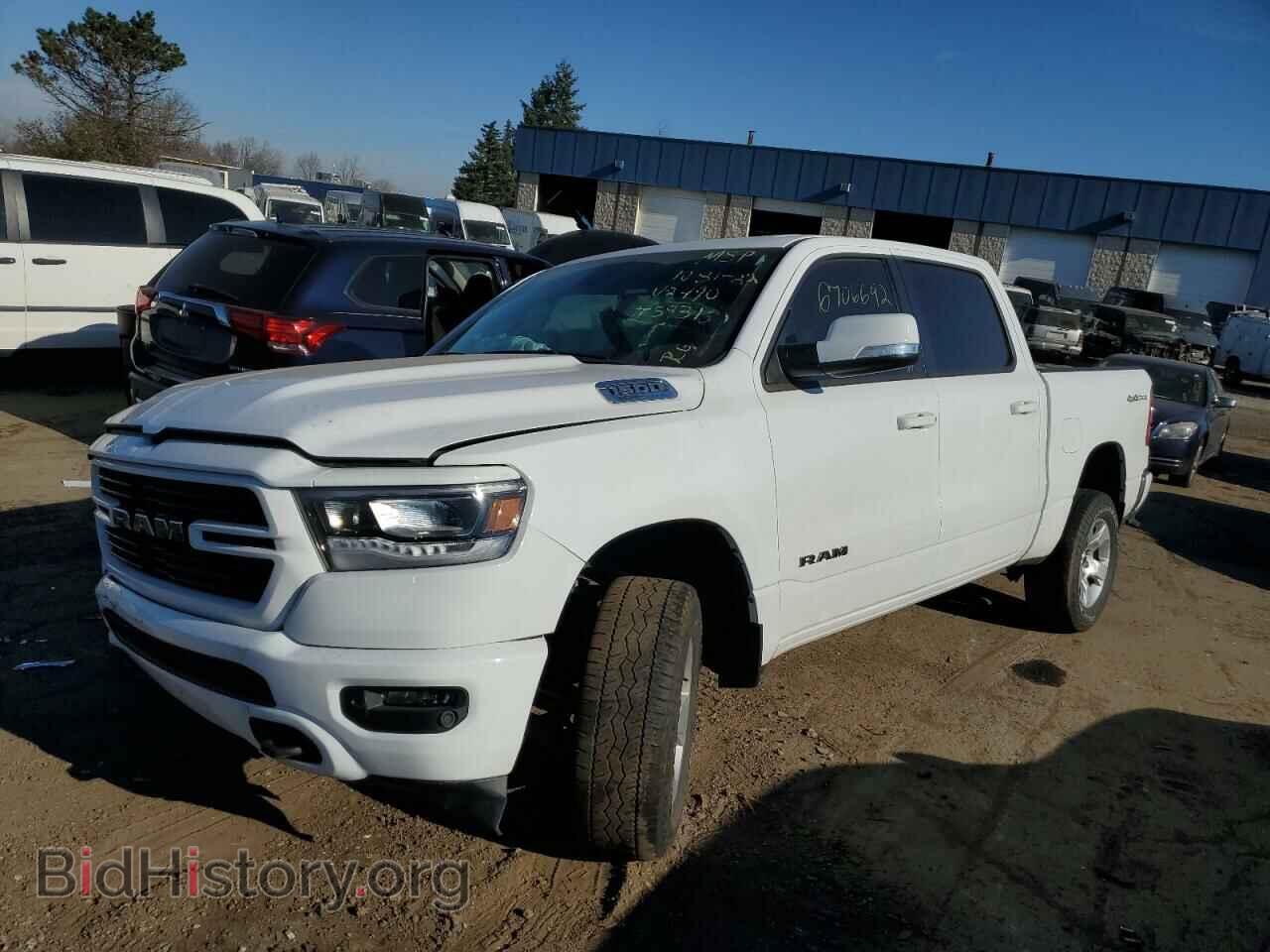 2020 RAM 1500 - VIN: 1C6SRFFT4LN302490 - Фото 2
