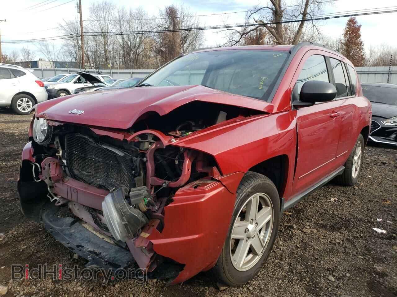 2010 JEEP COMPASS - VIN: 1J4NF4FBXAD513054 - Photo 2