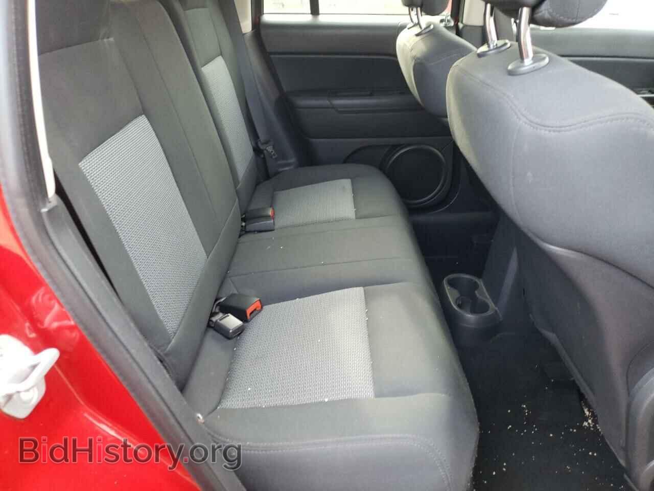 2010 JEEP COMPASS - VIN: 1J4NF4FBXAD513054 - Photo 6