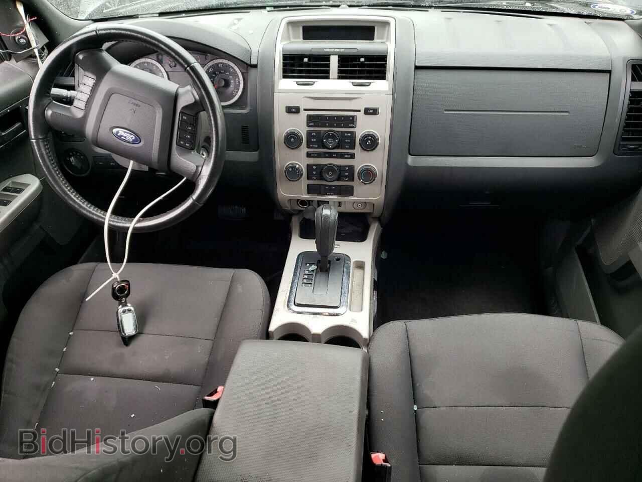 2011 FORD ESCAPE - VIN: 1FMCU0D76BKC09223 - Фото 8