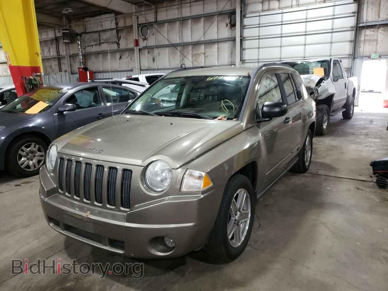 2008 JEEP COMPASS - VIN: 1J8FT47068D736887 - Фото 2