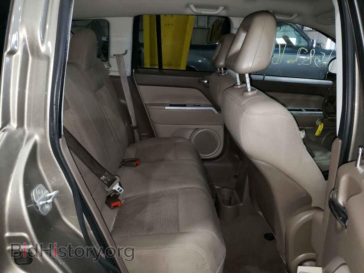 2008 JEEP COMPASS - VIN: 1J8FT47068D736887 - Фото 6