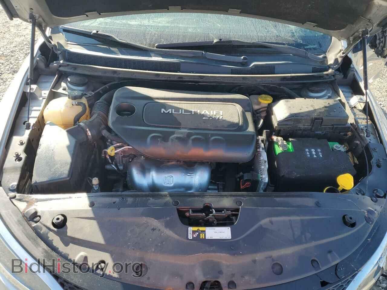 2016 CHRYSLER 200 - VIN: 1C3CCCAB4GN109679 - Photo 11