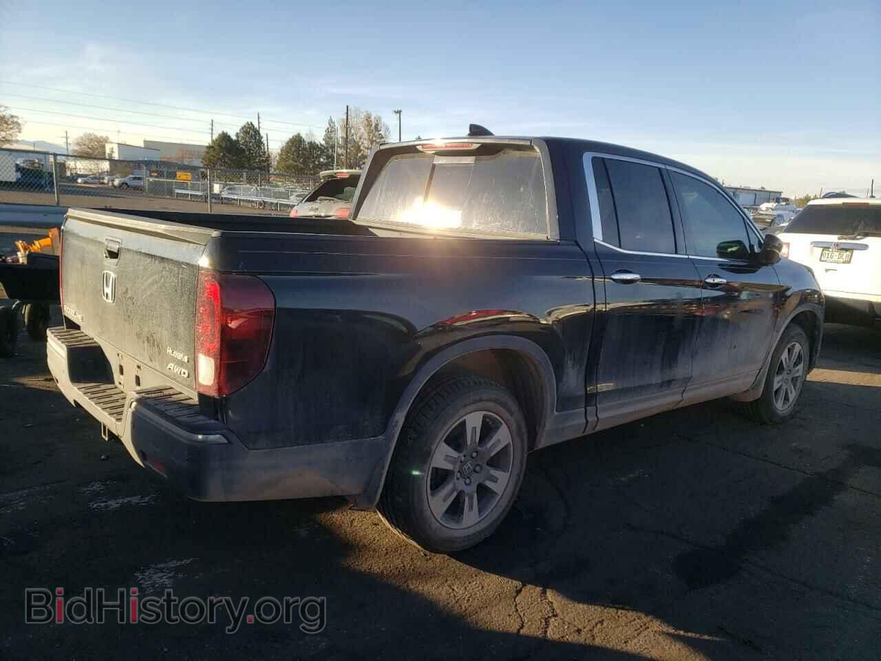 2017 HONDA RIDGELINE - VIN: 5FPYK3F76HB036668 - Фото 3