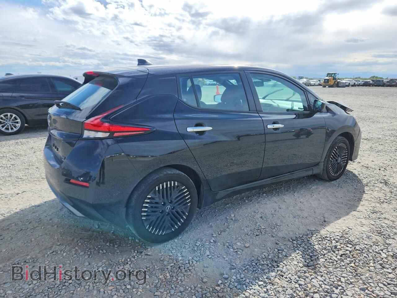 2025 NISSAN LEAF - VIN: 1N4CZ1CV8SC560324 - Фото 3
