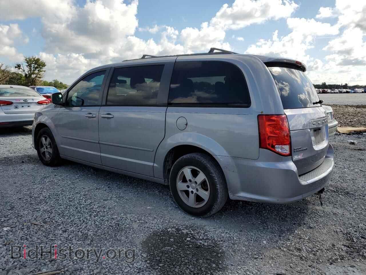 2013 DODGE CARAVAN - VIN: 2C4RDGCG4DR655769 - Фото 2