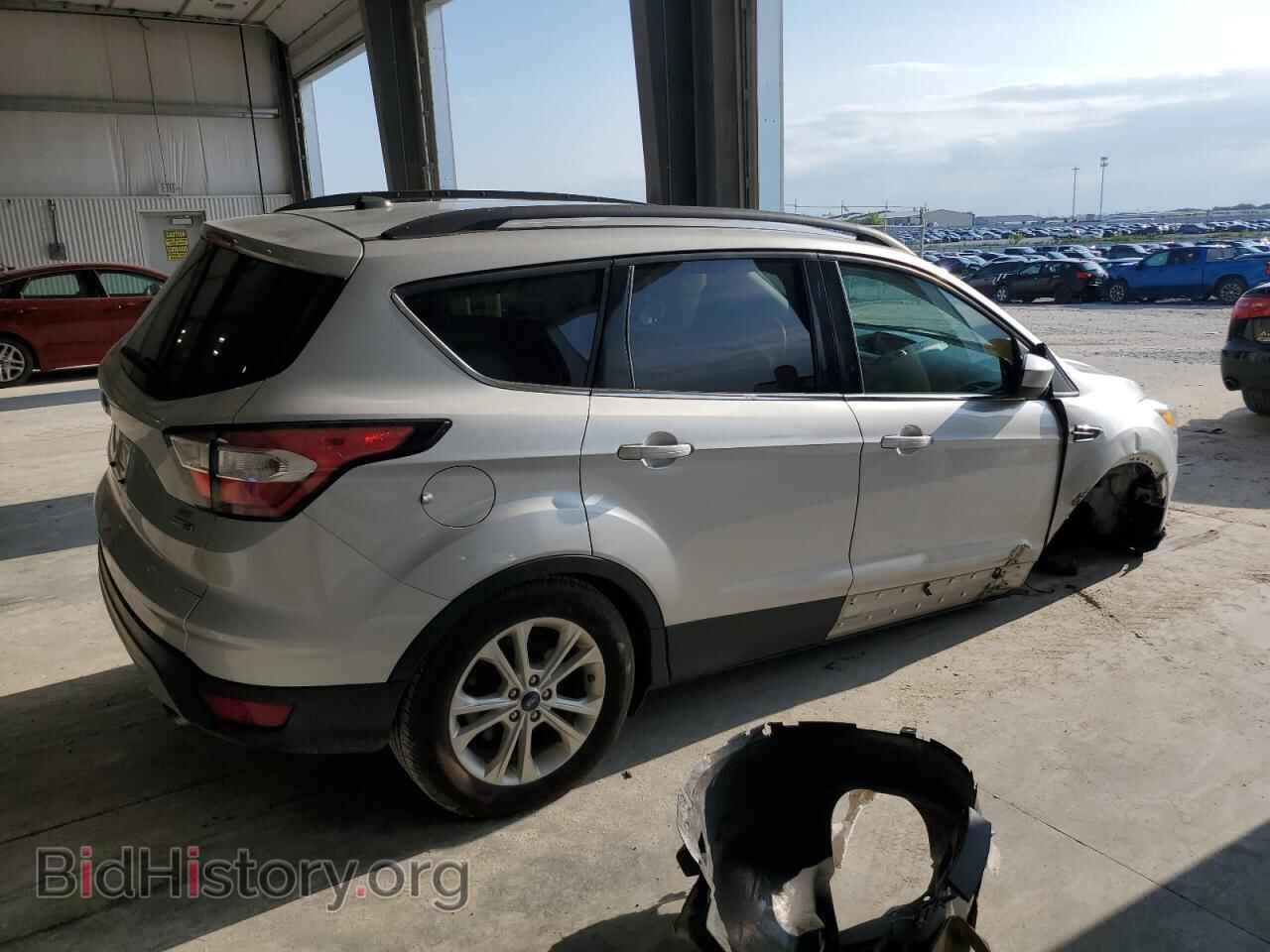 2018 FORD ESCAPE - VIN: 1FMCU9GD8JUB84155 - Фото 3