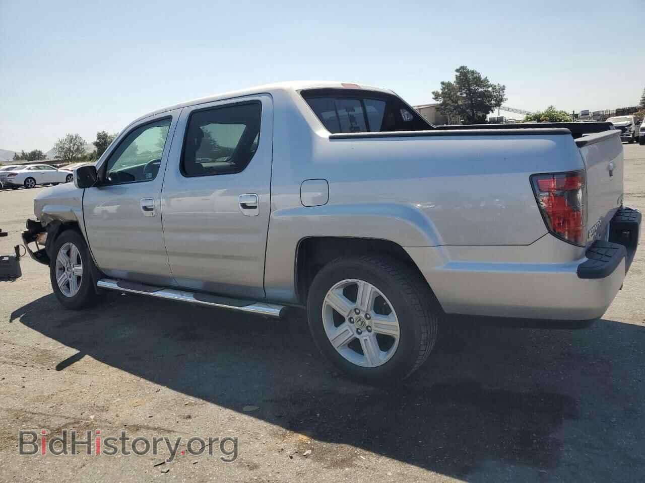 2013 HONDA RIDGELINE - VIN: 5FPYK1F53DB006167 - Фото 2