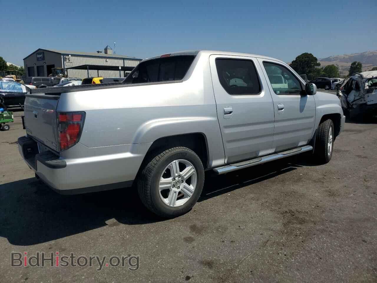 2013 HONDA RIDGELINE - VIN: 5FPYK1F53DB006167 - Фото 3