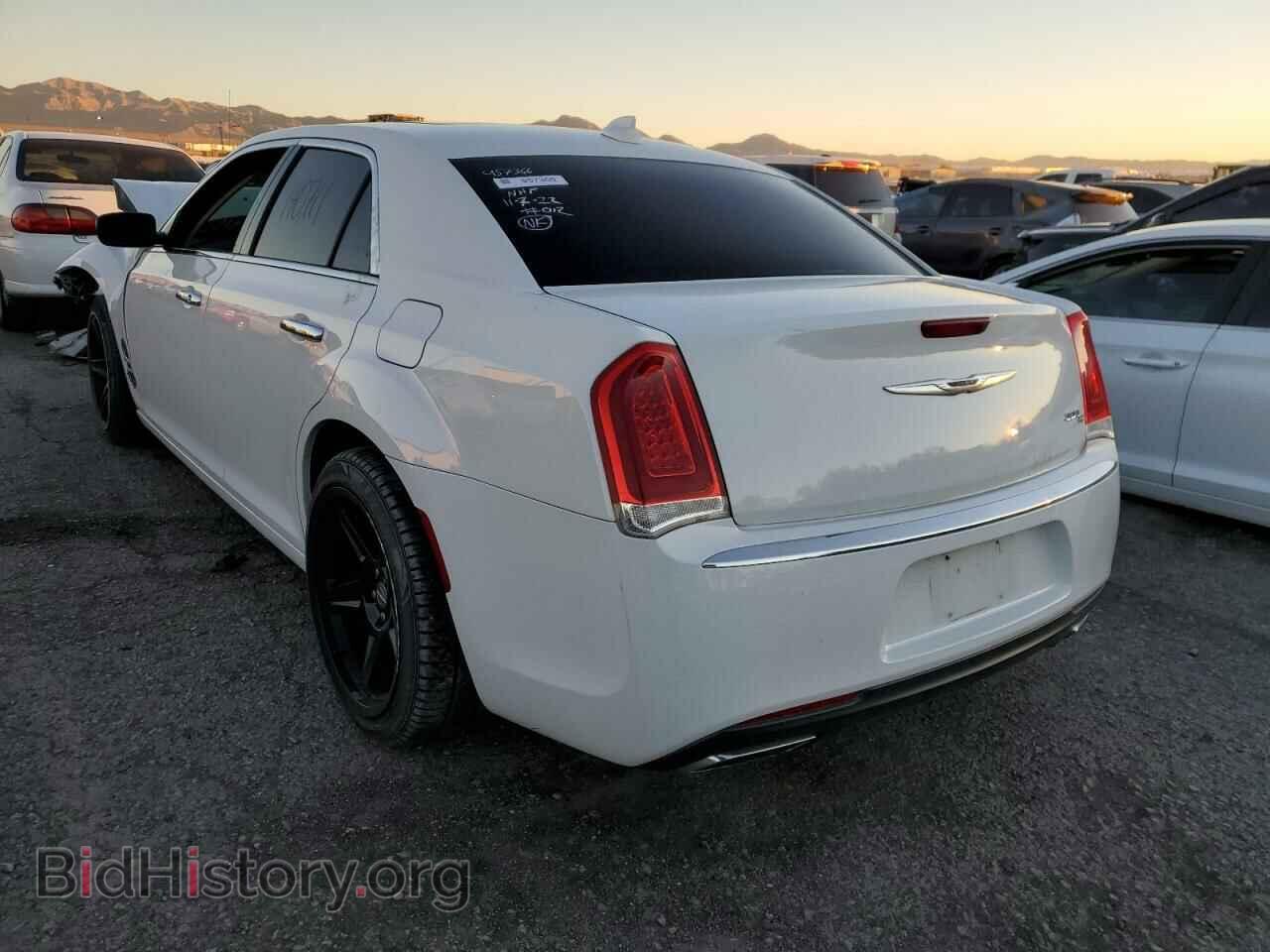 2016 CHRYSLER 300 - VIN: 2C3CCAEG7GH287007 - Фото 3
