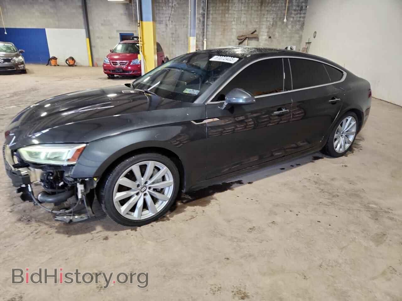 Photo WAUBNCF59JA011277 - AUDI A5 2018